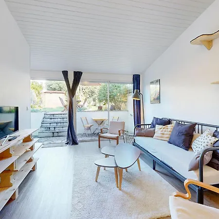 1 Bedroom Stunning In